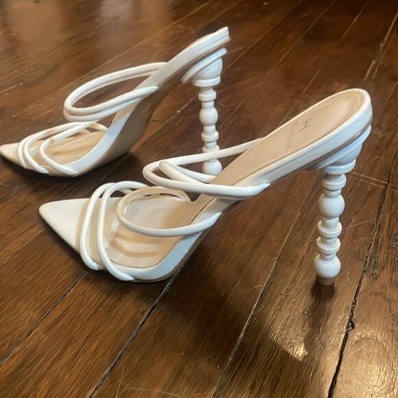 Halston White Strappy Heels Size 8 New - Picture 4 of 7